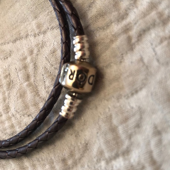 Pandora leather bracelet - Picture 2 of 3